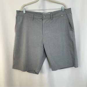 Travis Mathewā Shorts Mens 38 Golf Performance Stretch Chino Casual Gray